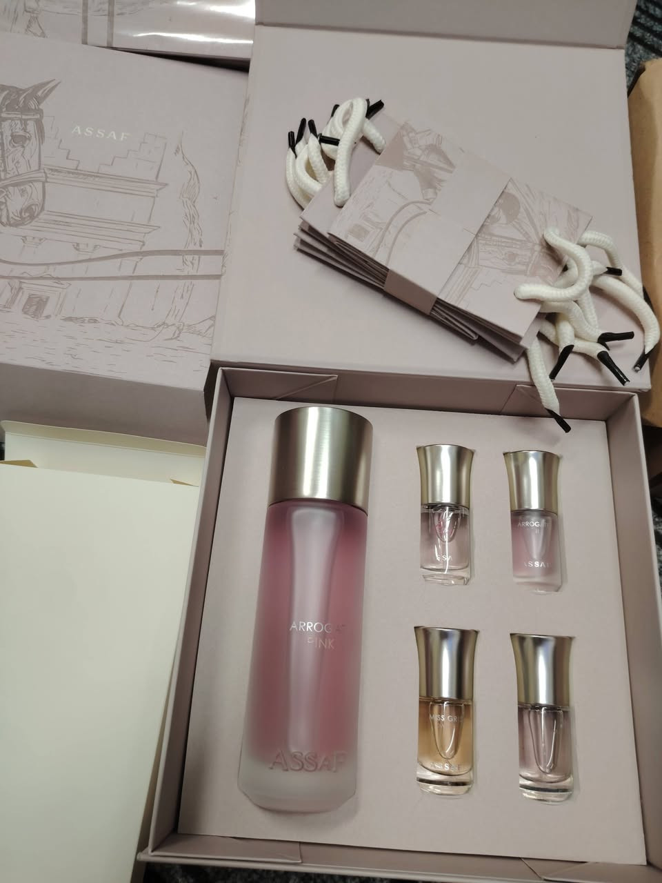 بكج اوركيت بينك الجديد من عساف حجم ٢٠٠ مل مع اربع عطور مني توزيعات عساف مع وصل شراء من الوكاله من داخل السعودية ب ٨٠ الف


**إذا كنت صاحب هذا الإعلان وتريد حذفه لأي سبب، رجاءا أرسل رسالة إلى الدعم الفني**