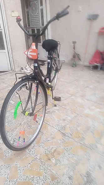 سلام عليكم بيسكل للبيع نضيف كلشي مابي
  سعر 100مكان حي النصر الاستفسار رقم الهاتف ***********
