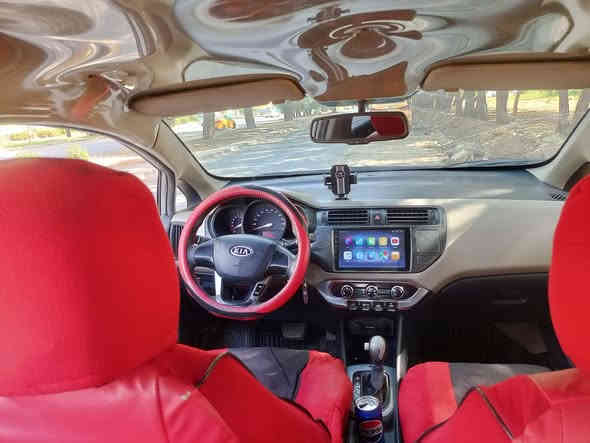 السلام عليكم .كيه ريو خليجي محرك 1600 سياره حلوه .وبيها منضومه غاز جديده شادها رقم بغداد 
‏‪***********‬‏ هذا رقم صاحب سياره ..مامتوجد على الفيس السعر 80 وبيها مجال
