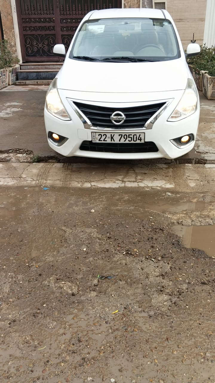 السلام عليكم نيسان صني موديل 2023 هندي رقم اربيل ماشيه 65 الف السياره مكفوله من الصبغ والبارد بيها فقط طخات بسيط جدا
مواصفات 
شاشه 
كامره دواره 
تحكم ستيرن فول
حساس خلفي 
مواصفات الصني المعروفه 
مكان السياره بغداد شارع فلسطين 
السعر 110 وبيها مجال بسيط
الاستفسار على الرقم 
***********

