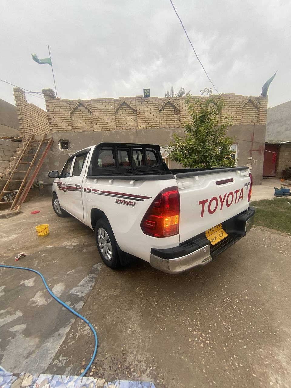 سلام عليكم 👋🏻 
تيوتا هايلوكس للبيع فقط  مديل ٢٠٢٢ كفاله عامه سياره ماشيه80الف وقابل للزياده استلام شركه على ايد وحده سنويه لل٢٠٢٧ رقم اربيل سياره تخم تاير جاهزه للاخير 
المواصفات
🔺شاشه
🔺تحكم ستيرن جهتين 
🔺مانع انزلاق
🔺نضام ABS
🔺عداد رقمي 
سياره جديده بمعنى الكلمه السعر 238وبيه مجال بسيط حك الجيه التفاصيل اكثر اتصل
اسيا ***********
اثير ***********
