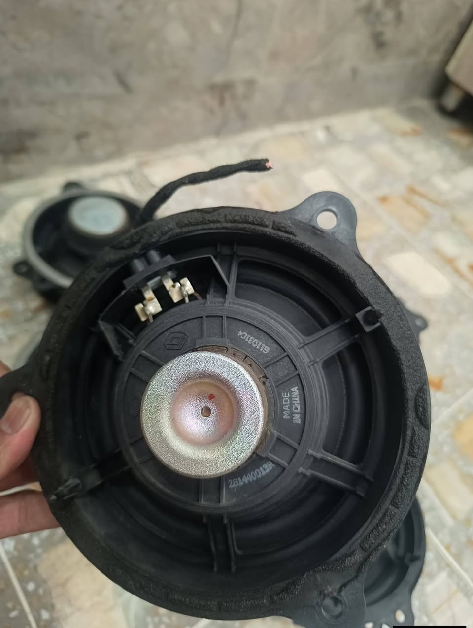 السلام عليكم سماعات رينو فلونس سعر الزوج 20 الف بغداد الرصافه اكو توصيل للمحافظات  *********** ملاحظة مو كل الفلونس يرهم اله
