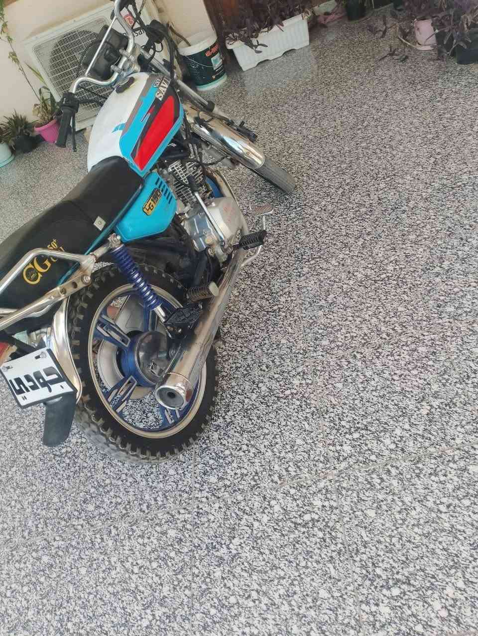 سيفان 21 كامله سلف هندر اوراق كامله السعر 450
***********
المكان تقاطع عبدالله بن علي او تقاطع الجوبه يم مرور
