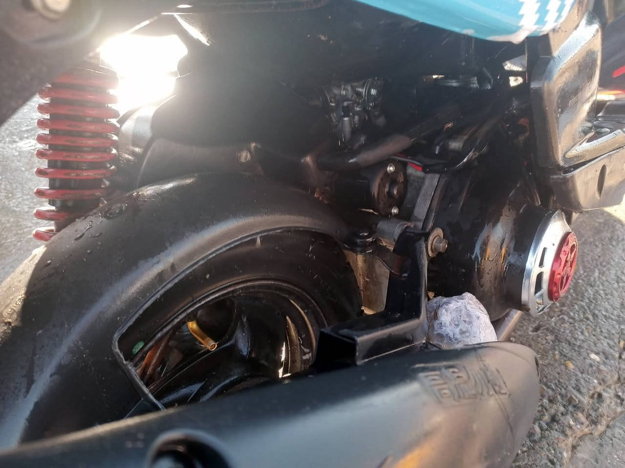 السلام عليكم ورحمه الله وبركاته 
أخوان دراجة ماكس قچمة بوشة 55 
لانقوص لاتبخير ولا نضوح شلعة كلش قوية ومعدل 
يدات برك 2 تزويد قبق البنكة تزويد صالنصة FM وبعد اكو هواي تفاصيل تجي تشوف افضل سلف وهندر شغالات زنون كهربائيات شغالة السعر 400 عنوان الحسينية مال راشدية 
***********
