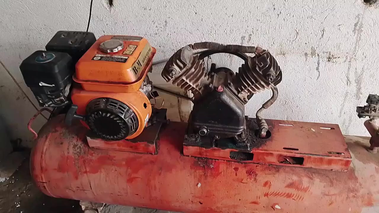 سلام عليكم كمبريسر ١٥٠لتر شغال مابي كلشي السعر ٣٥٠ كربلاء مكاني ***********
