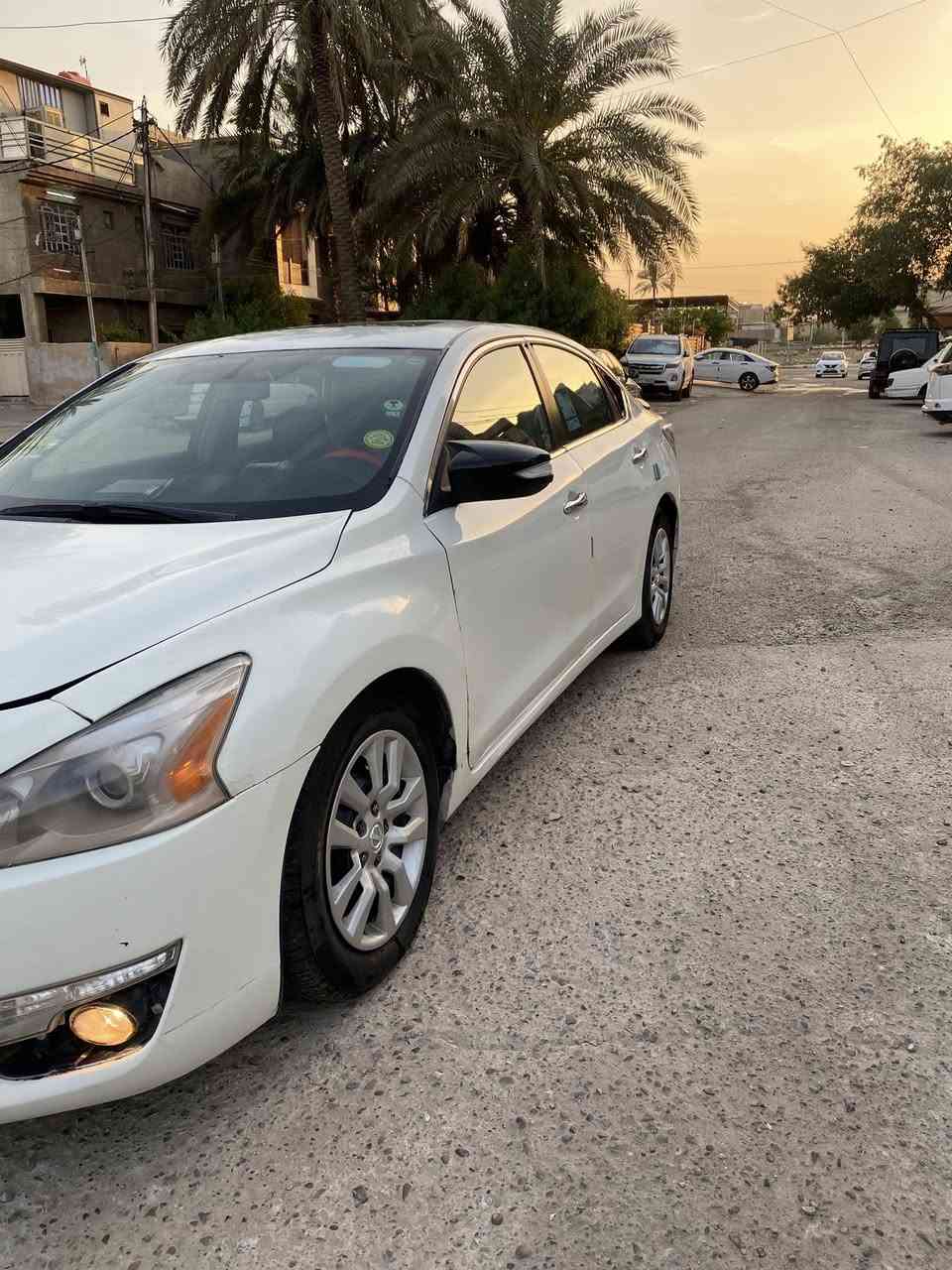 سلام عليكم
للبيع نيسان التما موديل ٢٠١٣
فول مواصفات للاخير. 
محرك + كير مكفول  
بيهة قطع صبغ ابيع حزام 
‎رقم سنوية هزة كلة جديد بسمي تحويل وكالة حاضر 
السعر  ٧٦ورقة بلاش  مكاني بغداد المنصور ستفسار ***********
