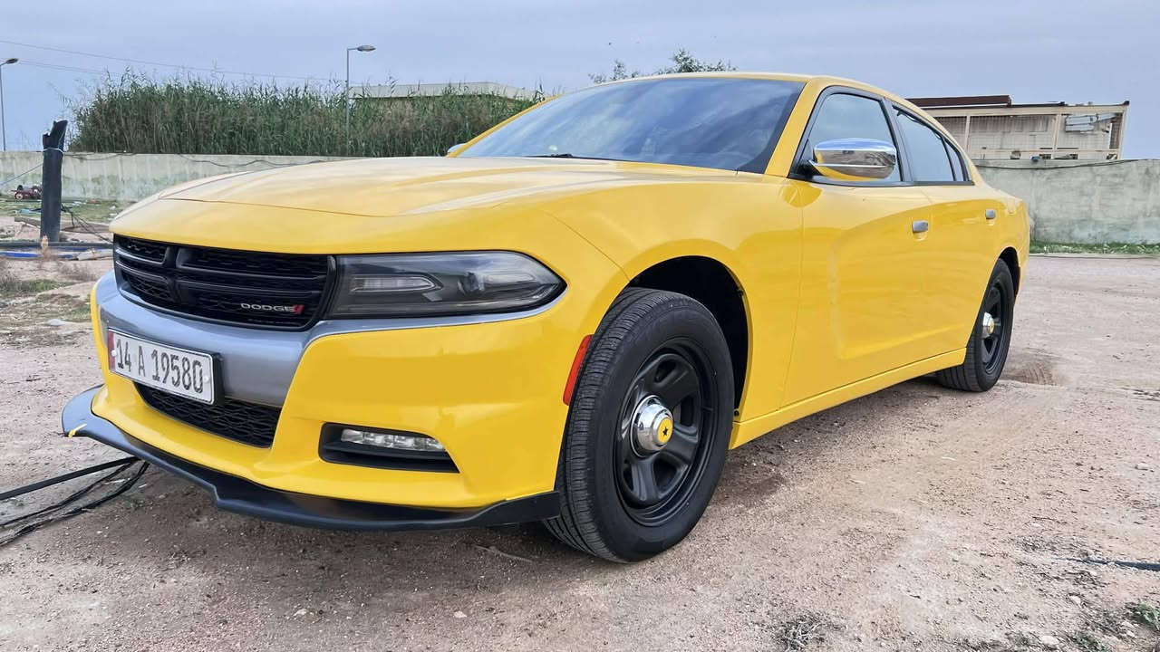 السلام عليكم للبيع جارجر SXT. 16     22 . سياره جديده كلش بمعنه الكلمه على وضع شركه  جهازه من كلشي  مكينه كير اكسن تخم تاير حداديه خلفي امامي تبريد  كلشي على وضع شركه سياره هستوها مرقمه رقام وسنويه جدد وخط وبحث جدد سياره ما مشتغله على لخط  هواي  سياره حيل جديده شركه بيها جاملق وباب بدون بدون دواخل ابد   السعر 185 وبيها مجال   مكلف بل نشر مكان بصره زبير ***********     ***********
