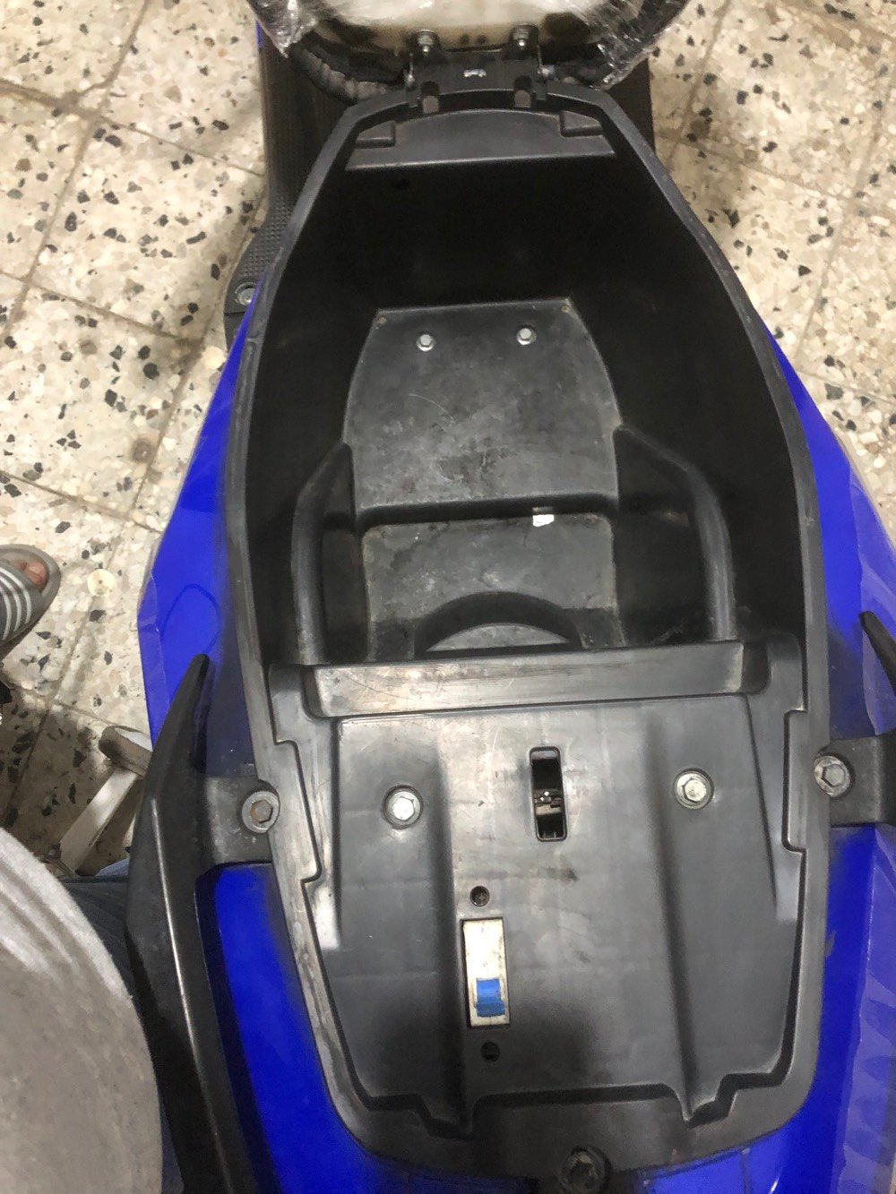 السلام عليكم ماتركس للبيع استعمال قليل شرط النظافه شوفت عينك مابيها اي نقص خبر من الله 6بطاريات كبار ملف 1800 دراجه نظيفه كلش سعرها 500وبيها مجال مكاني بغداد قرب وزاره الخارجيه للاستفسار ***********وتساب محمول للشراي فقط