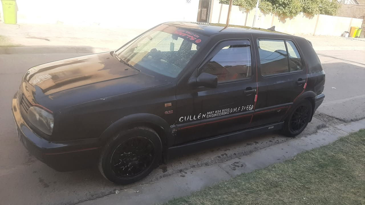 السلام عليكم
كولف 1994 نفخ والكير ميكانيكي والمحرك 1800 كابريتر سياره جاهزه صدر جديد أمامي وخلفي سنتر لوك شغال جام أمامي كهربائي والتبريد شغال
بيه نضوح دهن
وبيه ضربه بالجنطه
الفديو بالتعليقات 
ابيع على وضعه
السعر 33 بغداد_العامريه
***********
