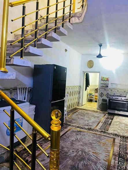 دار للبيع
بغداد 
ابو دشير 
منطقة الزيتون 
مساحة 100 متر
الدار طابقين يحتوي على 
3 غرف نوم مع استقبال
مع 2 حمامات
هول و مطبخ
السعر 180 مليون وبي مجال
الاستفسار اكثر رقم ***********
