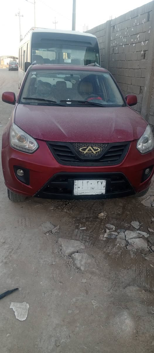 سياره تيكو مديل 13. ما ناقصها الف دينار وهاي السياره كدامك نضيفة وقبل اسبوع ذاب تخم تايرات يعني اترايك البغداد. السياره مصبوغه عام للجمالية السياره مال مصرف كل اسبوع اطلع بيهة السياره لان دوام عدي ال هل سبب عليهة اتراب او وصخه شوي   السعر 35.     الهاتف ***********
