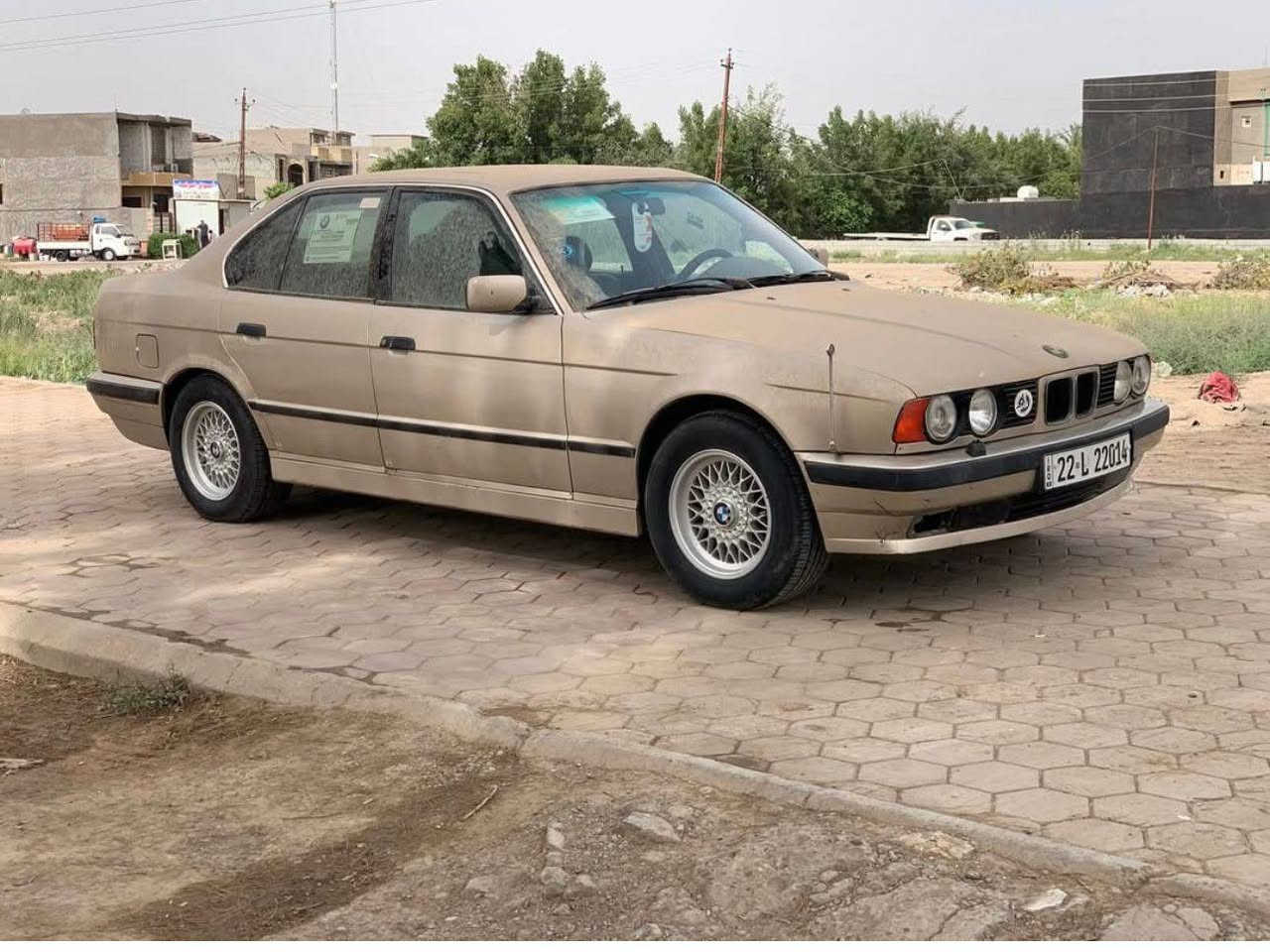 السلام وعليكم بيئم  ٥٢٠مكينه عدله سياره كاعده تبريد ثلج كهربائيات كلها شغاله من الدعاميه للدعاميه سياره كير عادي
تحويل ثاني يوم سياره فول الفول برغي مابيها نقص سعر ٥٥وبيها مجال بصيط مديل 1991 ترايك وين مايعجبك الرقم ***********
