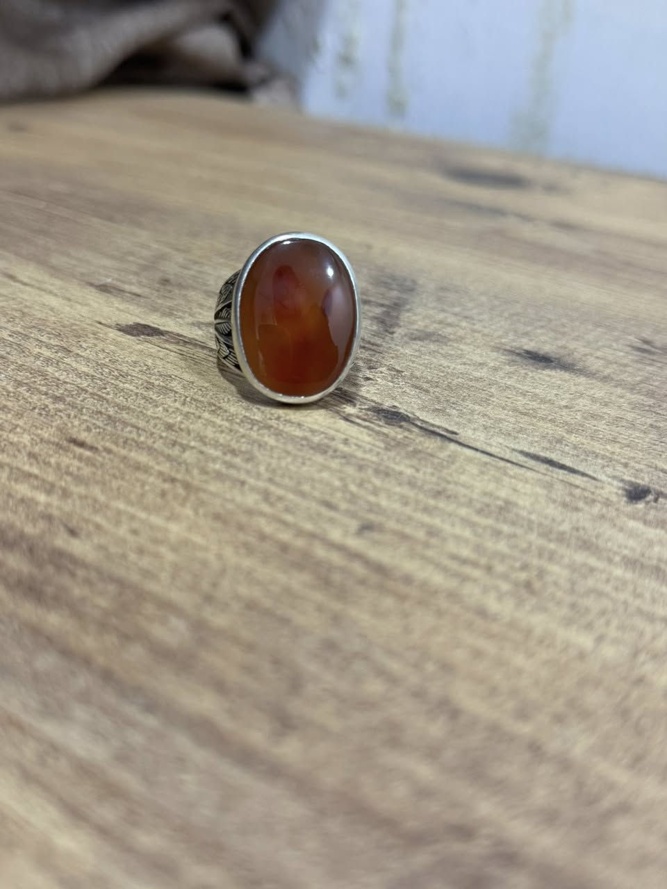 سلام عليكم محبس يماني مشمشي حجره حره ما معالجه صياغه يدويه قطعه حلوه كلش مكاني بغداد العبيدي ***********
