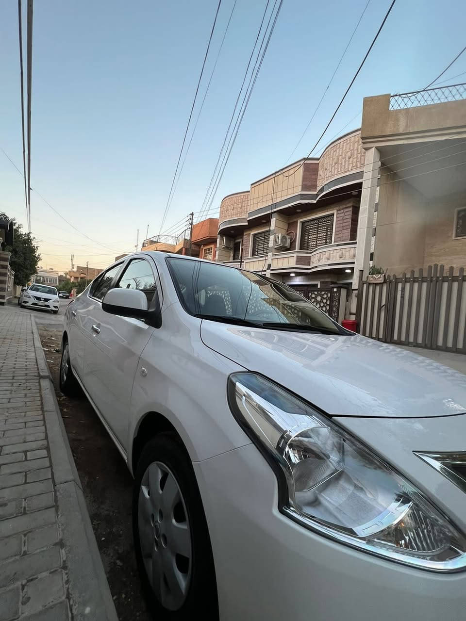 سلام عليكم للبيع نيسان سني رقم اربيل موديل ٢١ بسمي بية هاي الضربة وبعدة ممصلحة ع حطتة مكاني بغداد غير متواجد ع  الفيس ***********
