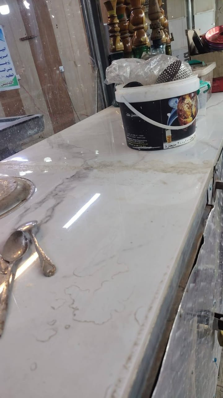 ميز اراكيل مع اراكيل صاج داخل نحاس للبيع للاستفسار ***********

