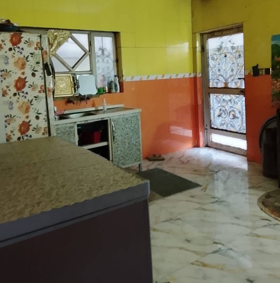 دار للبيع طابو صرف المساحة ٢٠٠متر وجه ١٠ نزال ٢٠
العنوان/ المسيب حي الزهراء موقع مميز وجميع الخدمات متوفرة عالي عن الشارع 
 البناء نظيف كونكريت مسلح وطابوك 
الدار يتكون من /
٢ غرفة نوم /استقبال/صالة/مطبخ
صحيات خارج وداخل الدار
للاستفسار أكثر الاتصال على  ***********
