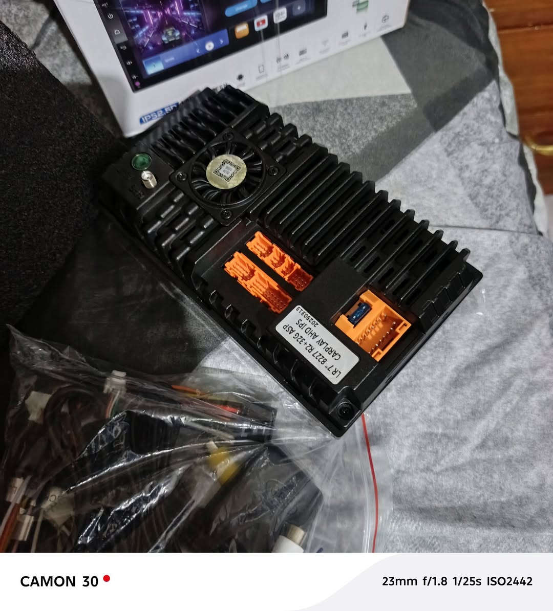 شاشه اصليه وتحكم ستيرن مال لنتره 2006 وجوه جيب وشد بدون تحوير  جديده باكارتون السعر 80 بيها مجال يوجد توصيل مكاني بابل الإسكندرية ‏‪***********‬‏ احمد
