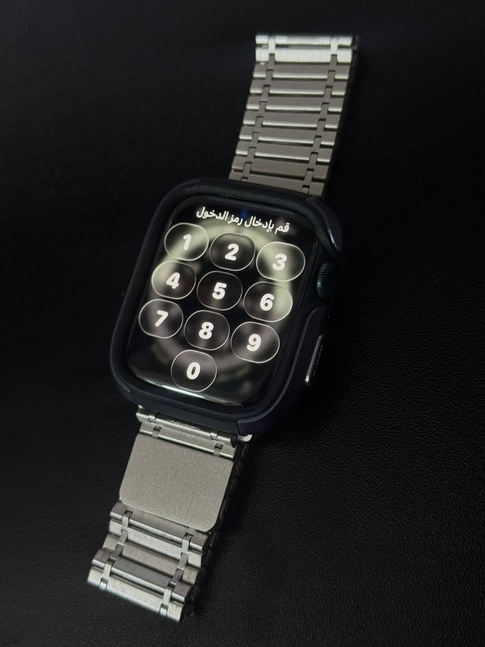 • Apple Watch Series 9

• ذاكرة 64 

• بطارية 100 ‎%‎

• حجم 45

• ملحقات كارتونة السير الأصلي + سير ستانلس ستيل اصلي + درع حماية .. فقط بدون شاحنة

• بغداد / الشعب أو البياع 

• السعر 290 قفل 
• للأستفسار ***********
