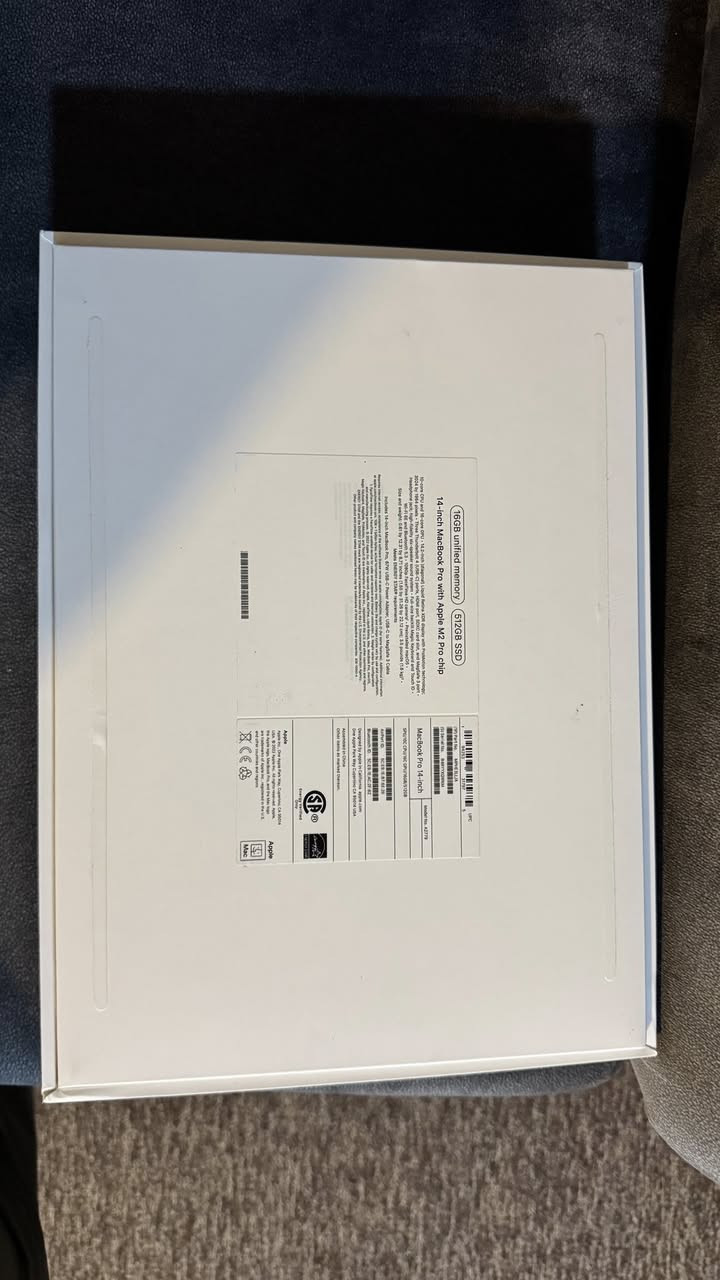MacBook Pro M2 Pro
Storage: 512GB 

Ram: 16GB

Battery: 94% 

Cycle count: 110

Price: 1,600,000

📞 : ***********
