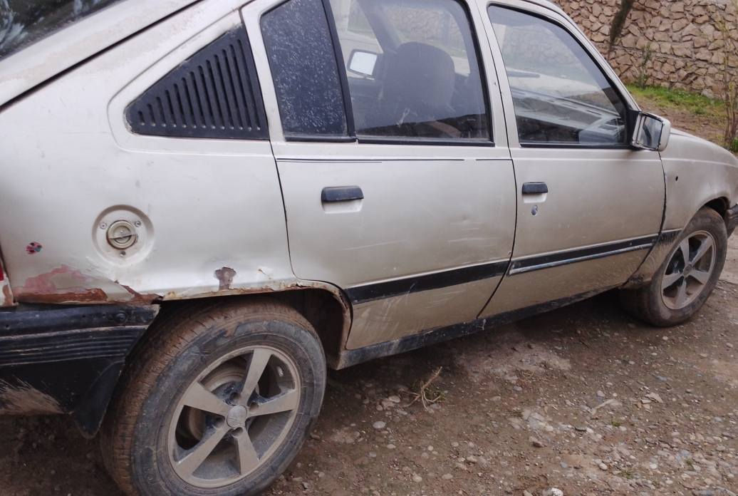 كاديت موديل 90حجم16
محرك كير شرط 
الكشر كدام العين 
#بدون تحويل او وكاله 
بيها واجهه وبيها وكالات 
السعر 10
مكان السياره ناحية ربيعة 
شراي تعال خاص


**إذا كنت صاحب هذا الإعلان وتريد حذفه لأي سبب، رجاءا أرسل رسالة إلى الدعم الفني**