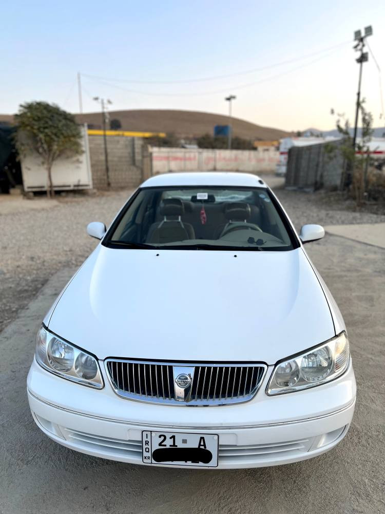 نیسان سەنی یابانی 2009
مەکینە سپی گەورەی زۆر پاک 
سەنەوی تا 2030 تازەیە بە ناو خۆمەوەیە
بۆیاخ دوو دەرگاو چەملاغی لای سکن بێ ناوگرتن 
سەیارەکە زۆر پاک و جوان ماوەتەوە  نمونیە لە جوانی
 سەیارەکە لە سلێمانیە 
***********
*********** السليمانية, العراق
