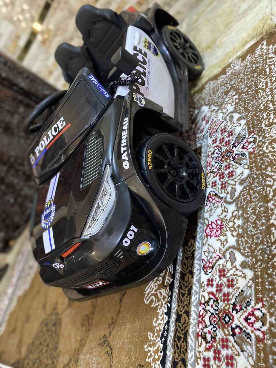 مساء الخير سياره شرطة كلش حلوه من عمر سنه لحد 6 سنوات سياره بعدها جديده بيها موسيقى تقسيم ونشره سعر 90 مستعجله على بيعتها مكان أبوغريب شهداء


**إذا كنت صاحب هذا الإعلان وتريد حذفه لأي سبب، رجاءا أرسل رسالة إلى الدعم الفني**