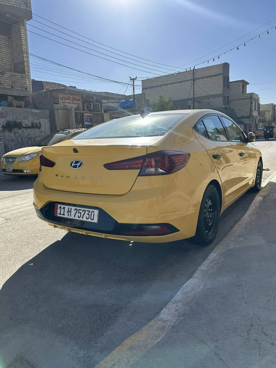 السلام عليكم

للبيع النترا ١٩ امركيه حادثها دعاميه فقط وشويه بل براكيت دعاميه   مال أمريكه غيره مكفوله السياره. مكينه الفين دوش كير ايتي بلاد كله مكفول اول صبغه الها.السياره تخم تاير ويل جديد دوشمه بل نواب جديد كامله هيه ول جنطه السياره مامشتغله تكسي مال بيت مكاني شهداء البياع شراي اتصل ما متواجد خاص  السعر 135  وبيها مجال حك  الجيه ‬ ‭٠٧٧٧ ٤٨٨ ٤٨١٦‬
