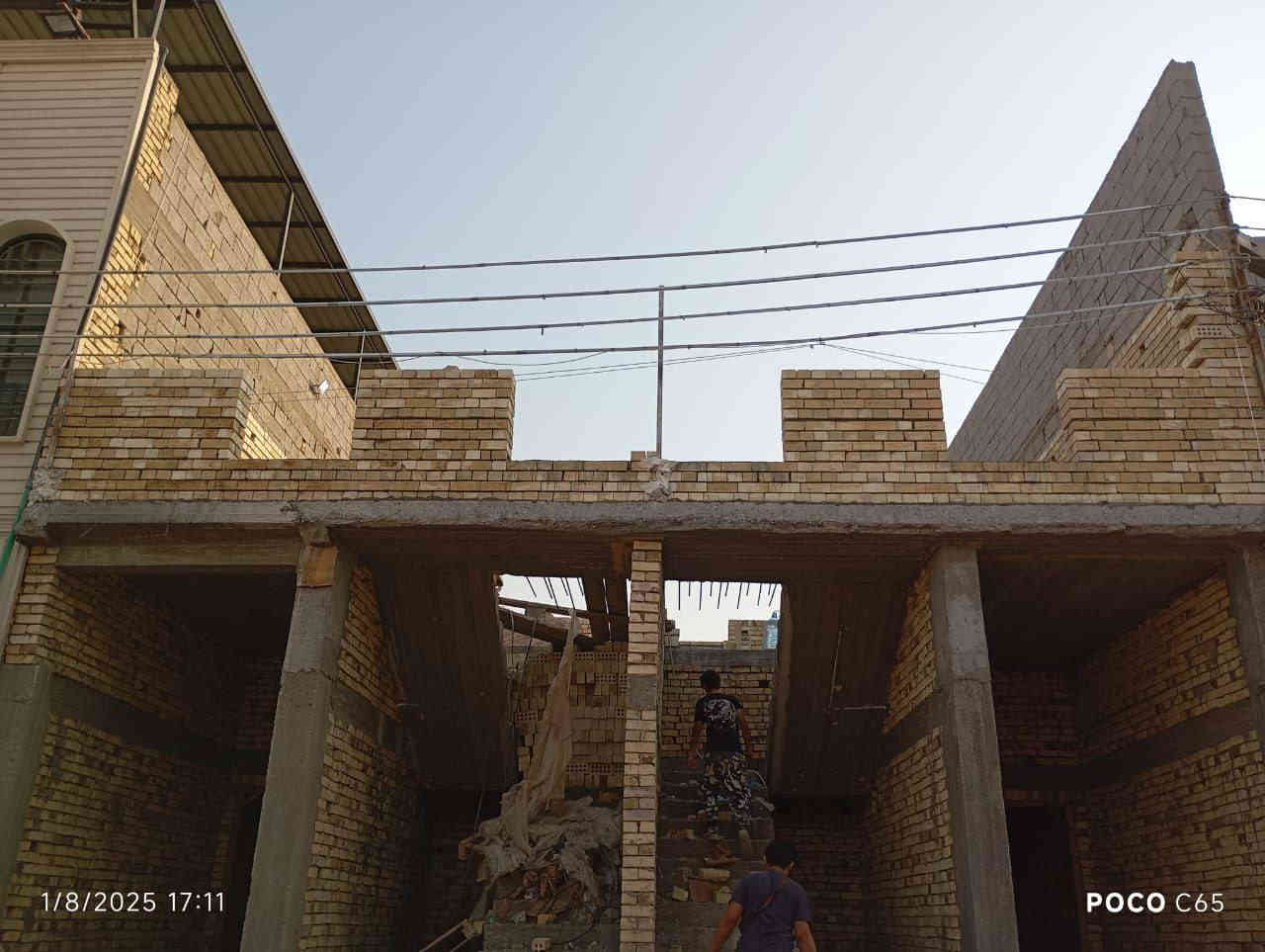 خلفة بناء علي الايراني
مكاني بصره عشار ..ملتزم وشغل نضيف..لتواصل👇

***********
***********
