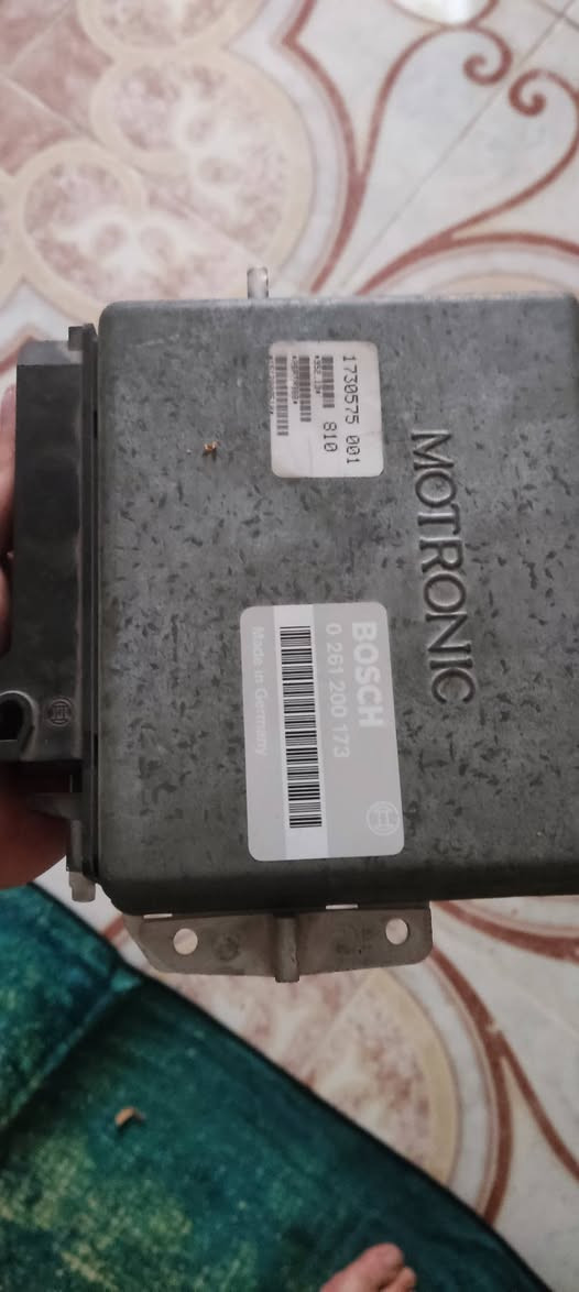 سلام عليكم عندي غراض للبيع بدي قديم 500 
1ايرفلو سينمز 525 تك فانوس 
2 كيج عداد 525ضهر رصاصي 
3سلكتر مع قاعده للون اصفر 
4عقل محرك 
5 كيج عداد 520 كلها شغال بس كتابه غير واضح  اسعار مناسب


**إذا كنت صاحب هذا الإعلان وتريد حذفه لأي سبب، رجاءا أرسل رسالة إلى الدعم الفني**