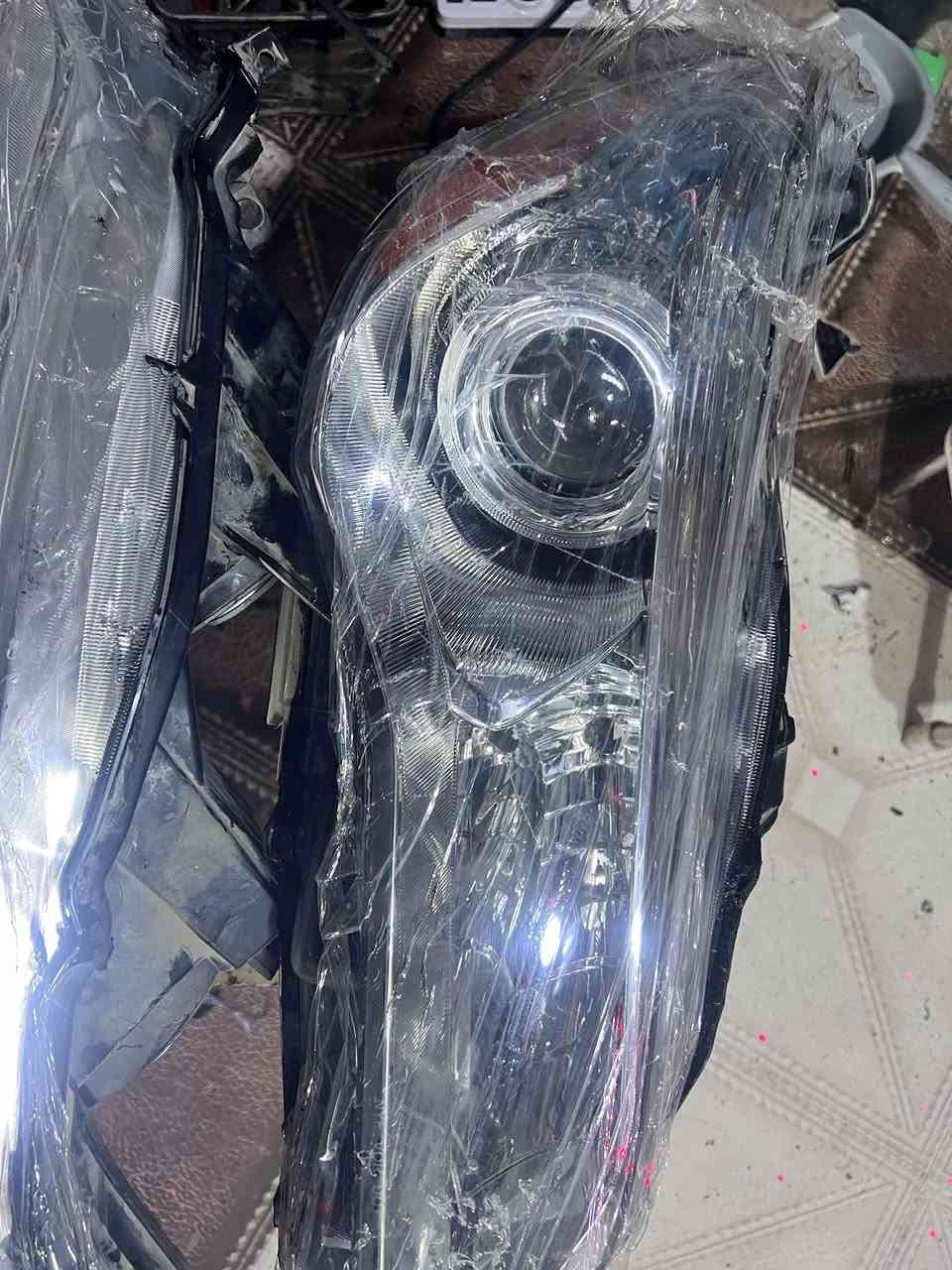 تبديل جام لايت
تبديل عدسات 
زرع عدسات
صيانه جميع الايتات
صيانة وتصليح عيار الايت الداخلي
لجميع السيارات. 
عنوان الزويه
***********
