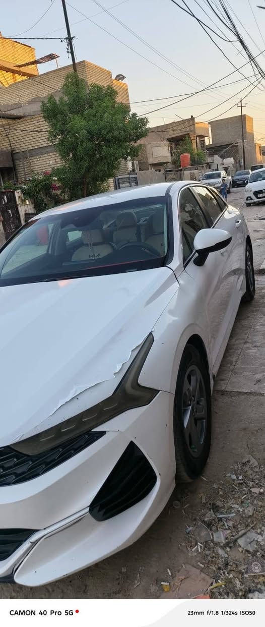 K5 للبيع 
موديل 2022 
ماشيه 69 الف
معوقين بعد سنه تصير حره بيها وكاله عامه 
رقمها مثنى 
وارد امريكي
بيها 3 قطع
جاملغ + باب + بنيد
محرك تيربو
السعر 160 وبيها مجال 
***********
