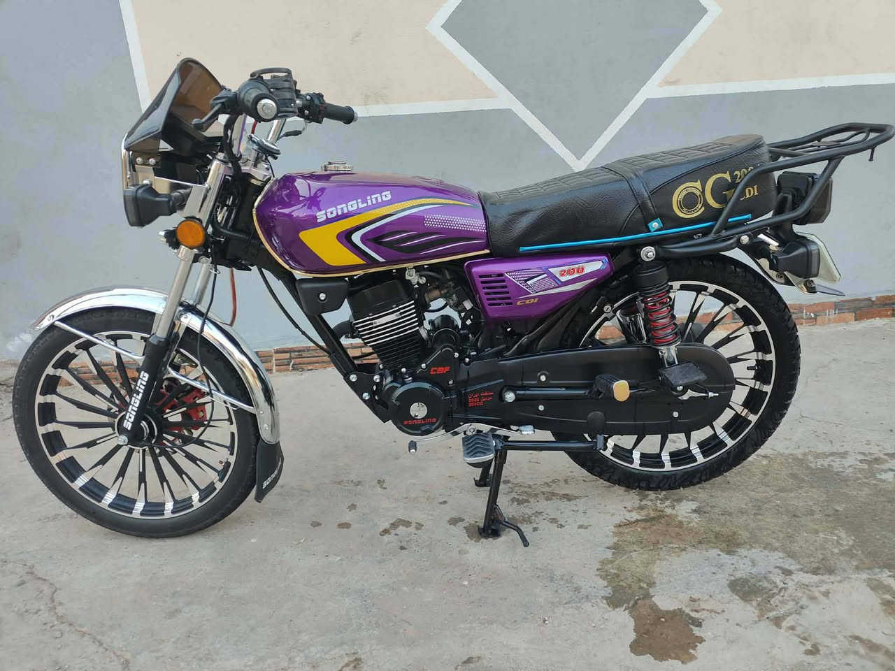 السلام عليكم دراجه للبيع موديل 26 المكان ديالى بلدروز***********
