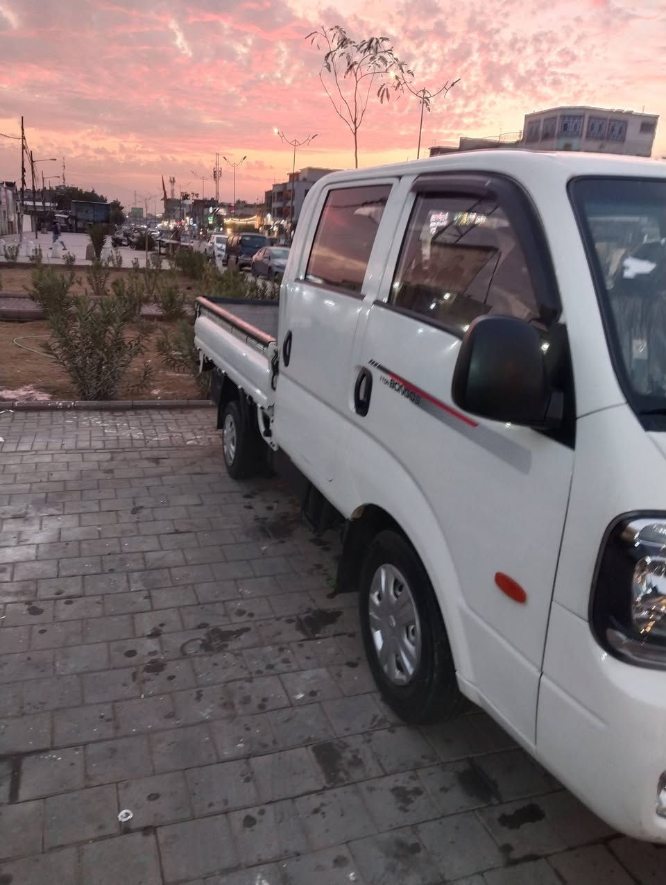 كيا دبل قماره مسكر فول مواصفات 
رقم بغداد مكفوله كفاله عامه 
موديل 2023 للبيع والاستفسار على رقم 
***********
اوتو ماتيك 
ماشيه 12000
