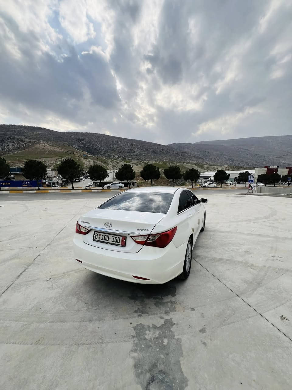 سوناتا موديل 2013 خلجي ناوزةرد فول فول تةنها سيلاتنية مةكينة دوش مةرغو  بي بوياغ تةنها شوين موسةكاني بوياغة سفر 🧳 قةپوقؤيش بةشةرت  كيرو مةكينة  توندو تولي هةمووي بةشةرت سعري ٥٦$ معامةلة ***********
