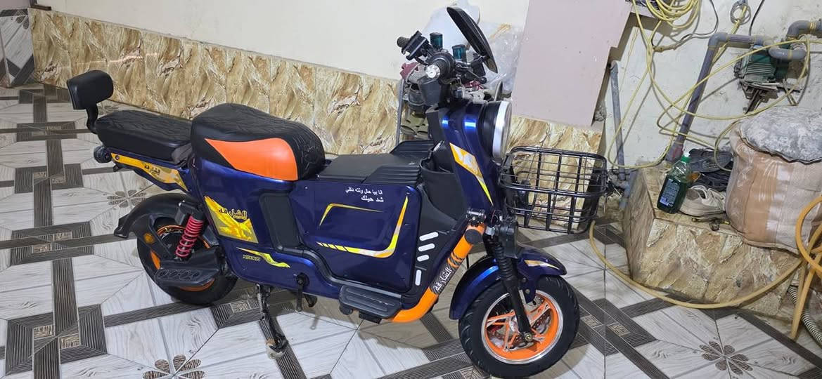 بايسكل شحن ملف ٢٠٠٠ خمسه بطاريات ٣٢ امبير ٤ نمر للبيع بسعر ٥٠٠ الف مامستخدم هواي المكان كربلاء الجاهز
***********
