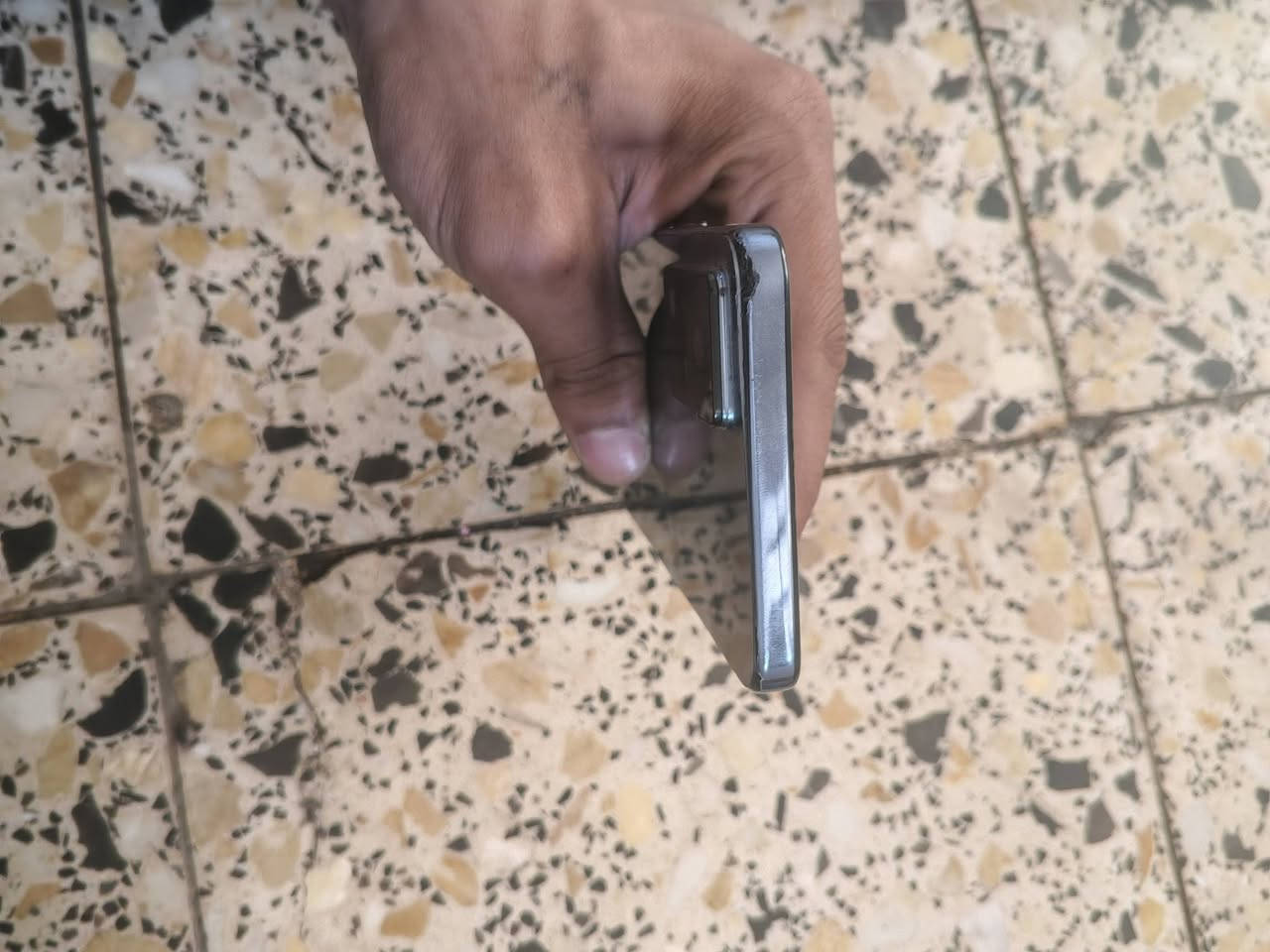 سلام عليكم جهاز lnfinix ZERO X Pro
غني عن تعريف جهاز مال بيت نظيف 
الجهاز مفتوح مبدل بي فربم ول باقي كلو وضع شركه 
لمس مفطور ما مثر ما يبين الفطر ناعم داكرت الجهاز256
هاذ 👇رقمي   البطاريه 4500mAh قطاره سعر الجهاز 135 بي مجال  ***********
