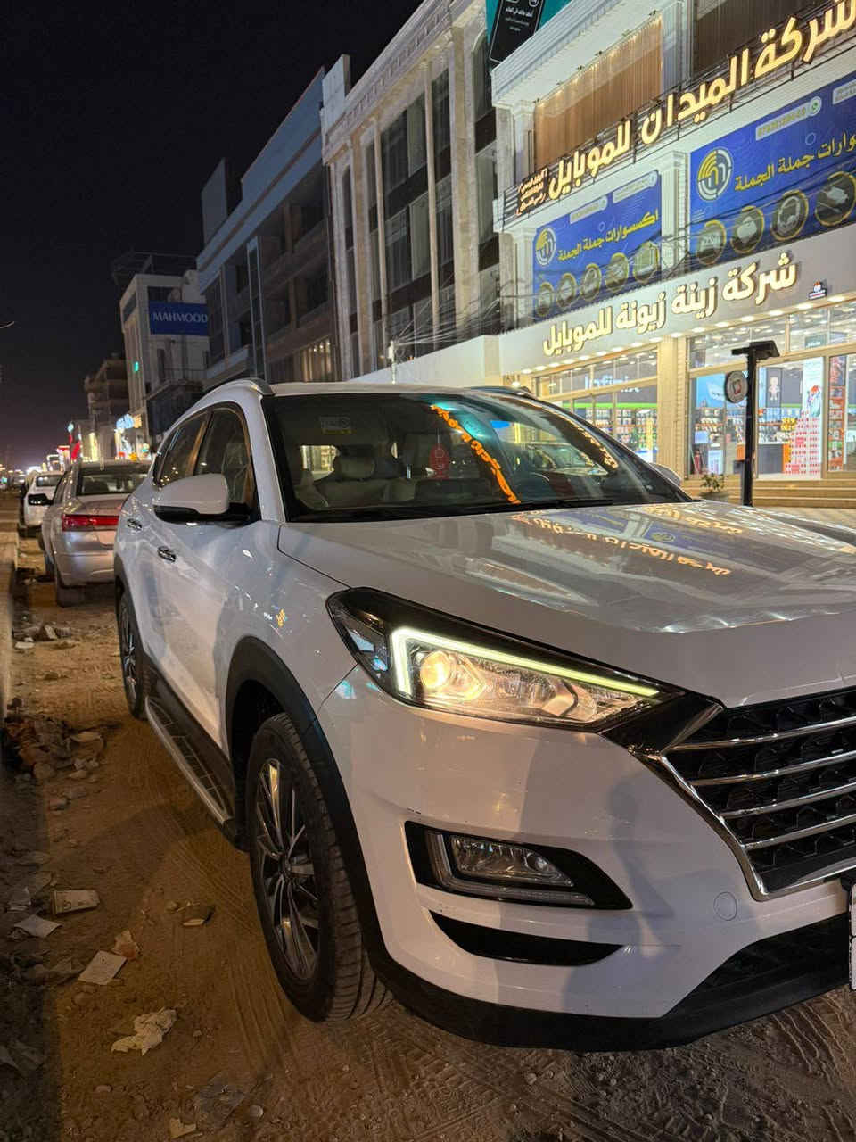 السلام عليكم
توكسان 2019 خليجي مكفولة عدا بارد بسيط 
السيارة جديدة ما بيه اي نقص ماشية 115
مواصفات التوكسان معروفة 
مكان السيارة النجف حي العدالة 
***********
