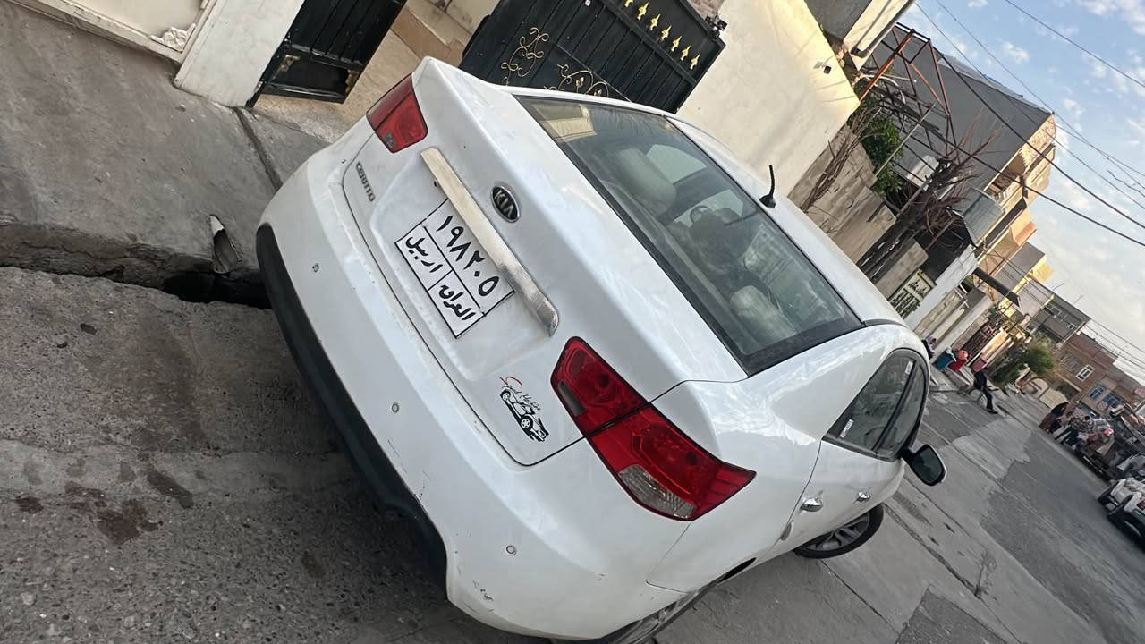 بەقیستە
کەیەی سیراتۆ
مۆدیل : 2013 
نیو مواسەفات
(375)کم
راقم هەولیرا سەناوی بەسەرچوە 
سی پارچەی پیشەوە بێ ناوگرتن 
پیشەکی 40 وەرقە 
مانگان 3 وەرقە 
*********** أربيل, العراق
