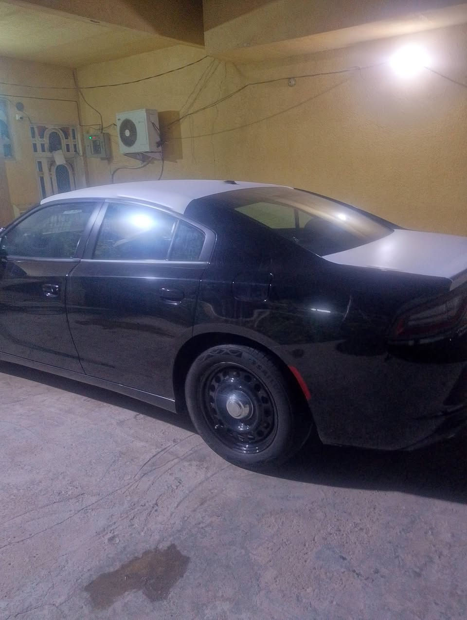 سلام عليكم جارجر البيع بوليسي اربيل فور وايل مكينه 3600موديل 23سعر 195بيه مجال حق الجيه بيه جملغ الماني مبدل اصلي والبنيد مصبوغ بدون فتح سياره جديده ماشيه 38الف كيلو هاذه رقم تواصل ***********

