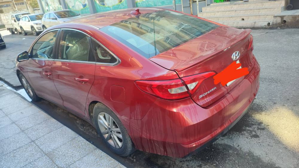 سوناتا 2017 امريكي مكينه 24 gdi ماشيه 100 ميل والضرر قطعتين بدون دواخل شرط رقم اربيل تحويل وكاله 
السعر 120 بي مجال 
عنوان دهوك 
*********** دهوك, العراق
