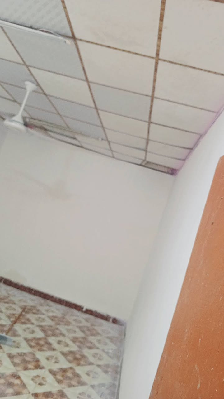 صباغ وطلاس ترميم بيوت وجميع أنواع الديكور بسعار مناسبه بصره ***********
