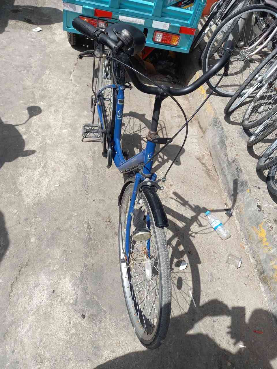 بايسكل ياباني حاويه جديد حجم 26 سعر 125الف مكاني بغداد البنوك رقم ***********
