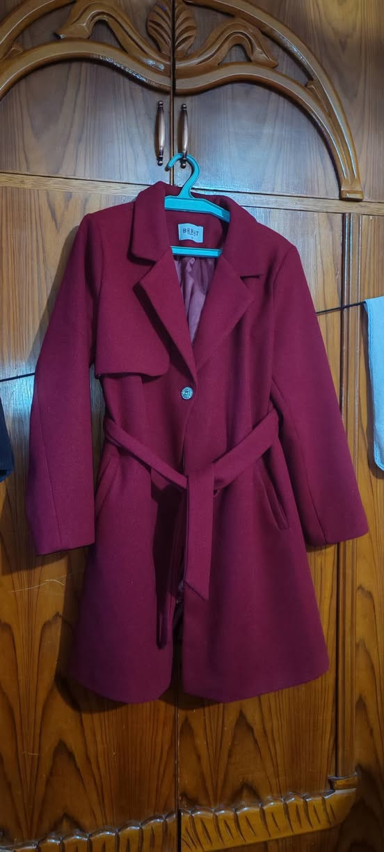 السلام عليكم عندي هذا القابوط لبييع حجم ٤٤ والله جديد قص سبب البيع وصيتو وطلع صغير


**إذا كنت صاحب هذا الإعلان وتريد حذفه لأي سبب، رجاءا أرسل رسالة إلى الدعم الفني**