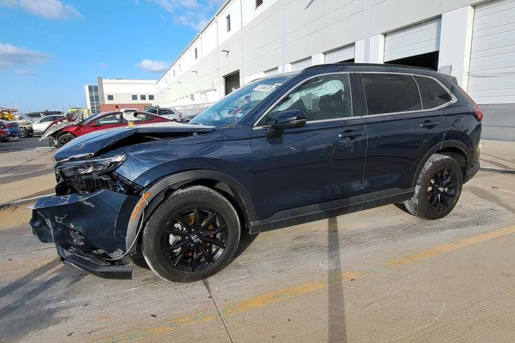من رخصة الادمن المحترم
السلام عليكم ورحمة الله وبركاته 
للبيع.   Honda CR-V Sport L Hybrid 
موديل 25 
حادث واضح بالصور 
مكانها الحرة عمان 
سعر 189 ورقة


**إذا كنت صاحب هذا الإعلان وتريد حذفه لأي سبب، رجاءا أرسل رسالة إلى الدعم الفني**