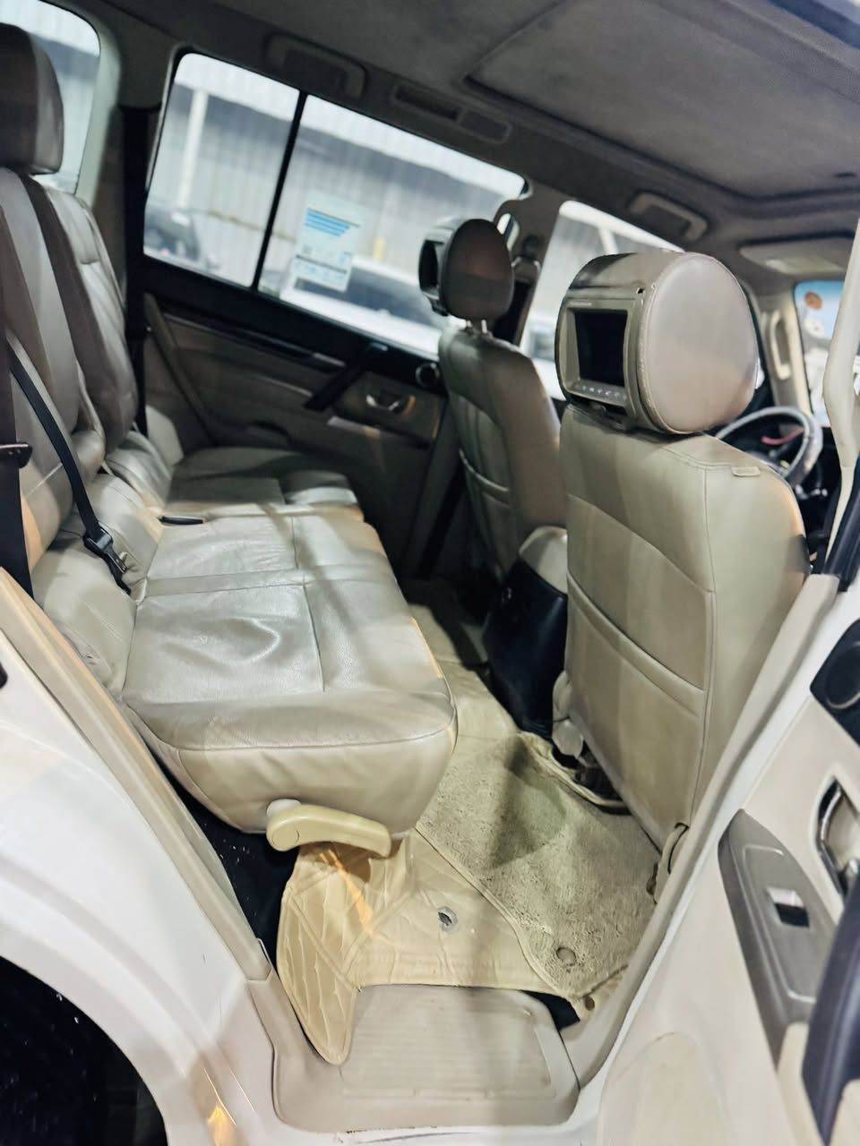 باجيرو حبتور
2017خليجي 
بيهه جاملغ وبنيد
جاهزه السياره من كلشي 
رقم اربيل 
المكان بابل الشوملي قرب السيطرة معرض سيد حسام معرض سيد حسام الشرفي
الاستفسار
***********
