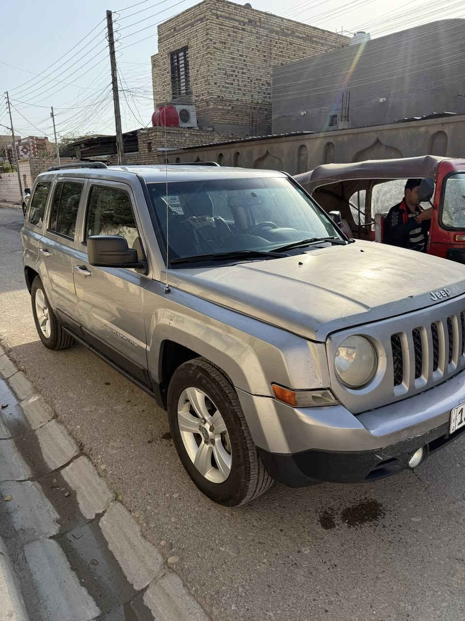 السلام عليكم ورحمة الله وبركاته 
سيارة جيب باتريوت موديل 2017 للبيع 
سيارة نظيفة جاهزة مكينة وكير نظيفات غرفتها نظيفة كما موضح بالصور صور حادث موجوده الي يحب يتفضل وبخدمته رقم ميسان باسمي
السعر 125 
العنوان ميسان قلعة صالح 
للاستفسار على الرقم ***********
