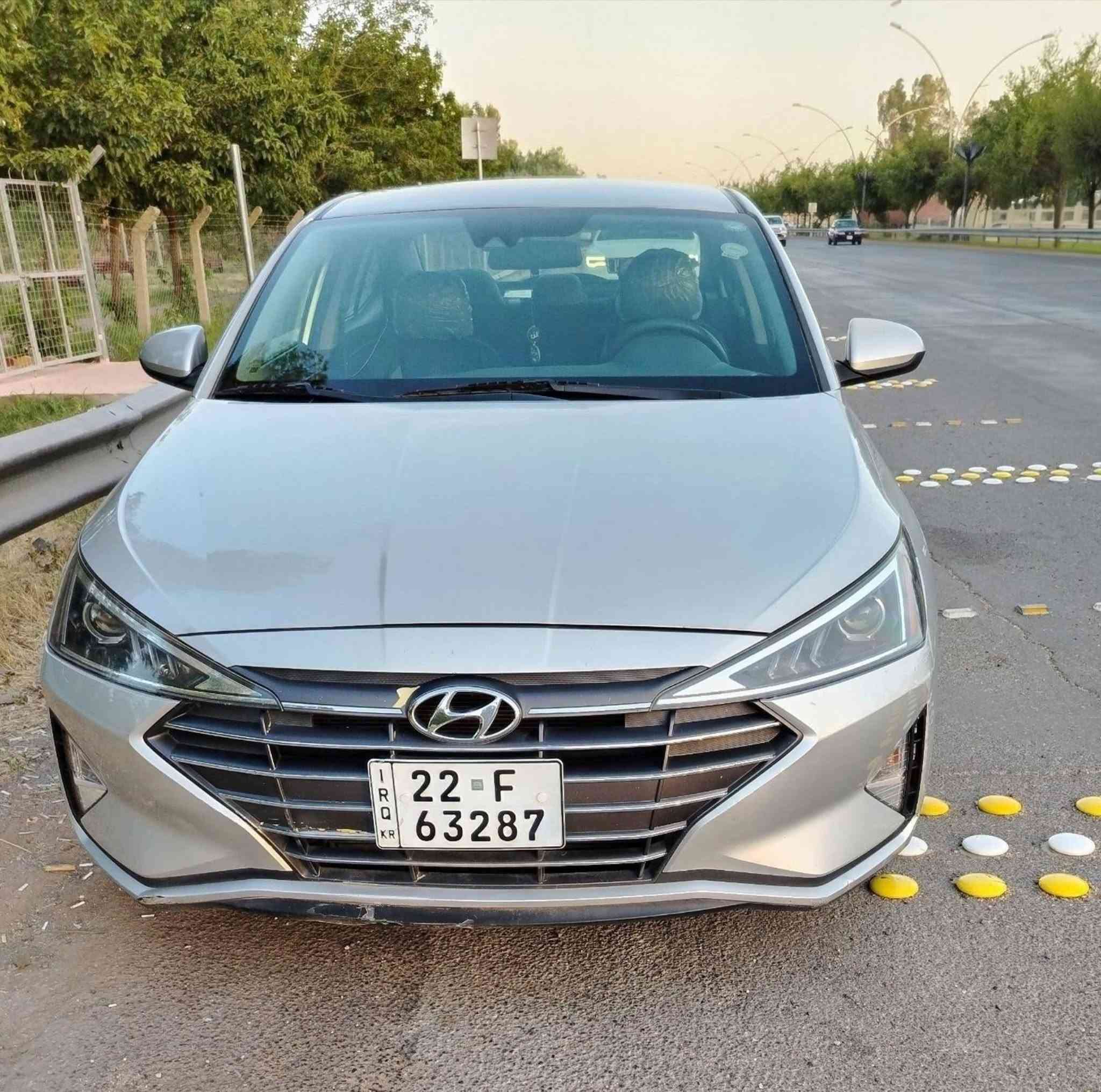 النترا 2019 رقم اربيل الجديد شرط الوكاله والتحويل 

مواصفات نص فول رادارات

 شاشه جبيره 

ثلاثه انضمه قياده 

تحديد مسار 

رادار امامي 

شاشه اعطال 

مثبت سرعه

وبعد مواصفات معروفه 

ماشيه 83 الف  ميل 

محرك وكير شرط وعلى وضع الشركة مامفتوح برغي بيهم 

محرك 2.0 دوش شركه 

كير اي تي At شركه 

الضرر الدعامية الخلفية بخ فقط بدون دواخل بدون ايربك

السيارة بيها ملاحظات بسيطة 

السعر 137 وبيها مجال قليل

للاستفسار 

*********** واتساب متواجد 

موصل الايسر
