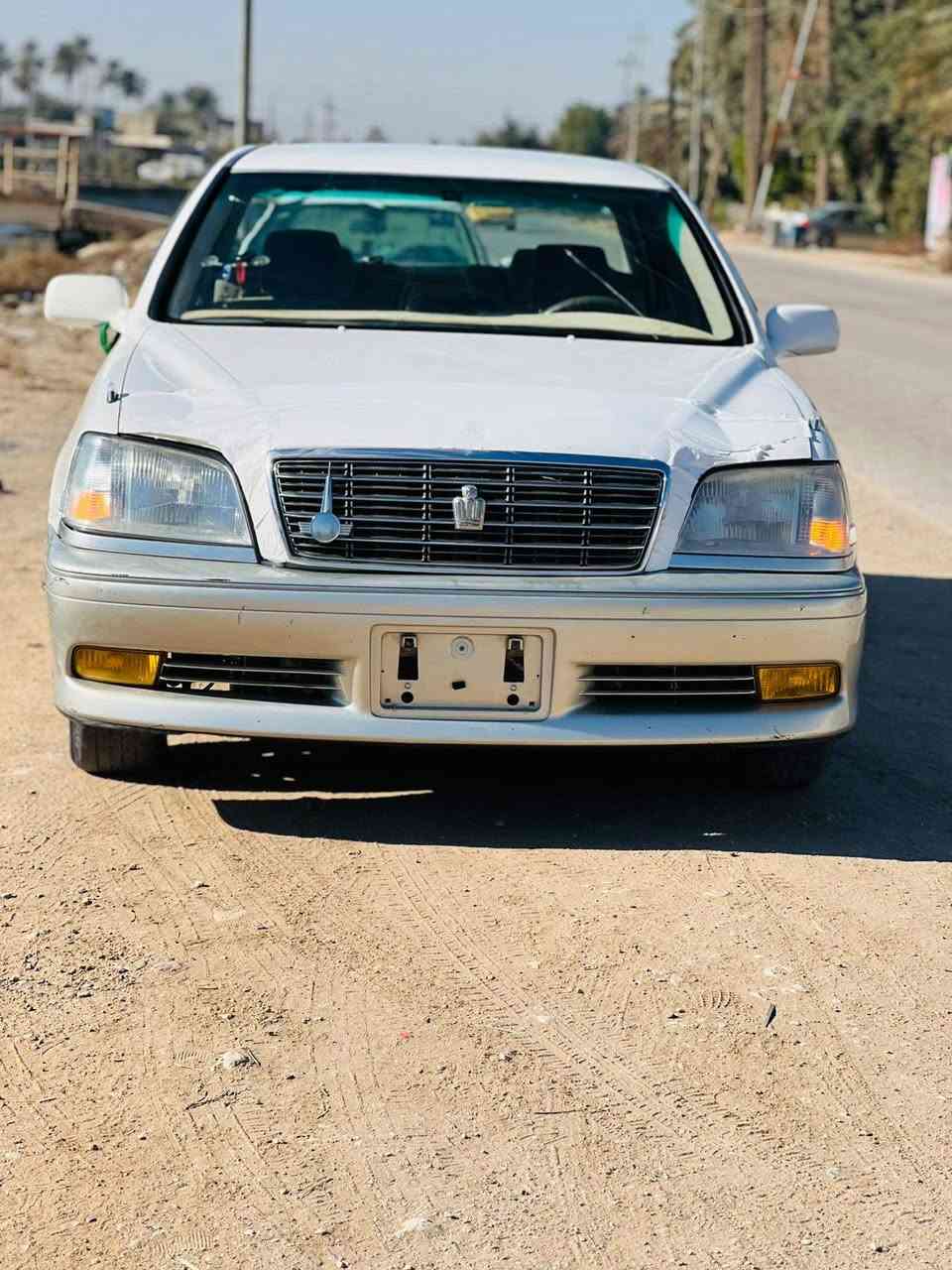 السلام عليكم شباب للبيع  تويوتا كراون ملكه 2002 السياره نضيفه داخل خارج متومه ارقام وسنويه 
مكينه ديفور مكينه وكير نضيفات حداديه اماميه تعبانه غرفه جديده 
السعر 32 $ الخاص مغلق فقط اتصال 
رقم الهاتف//***********
