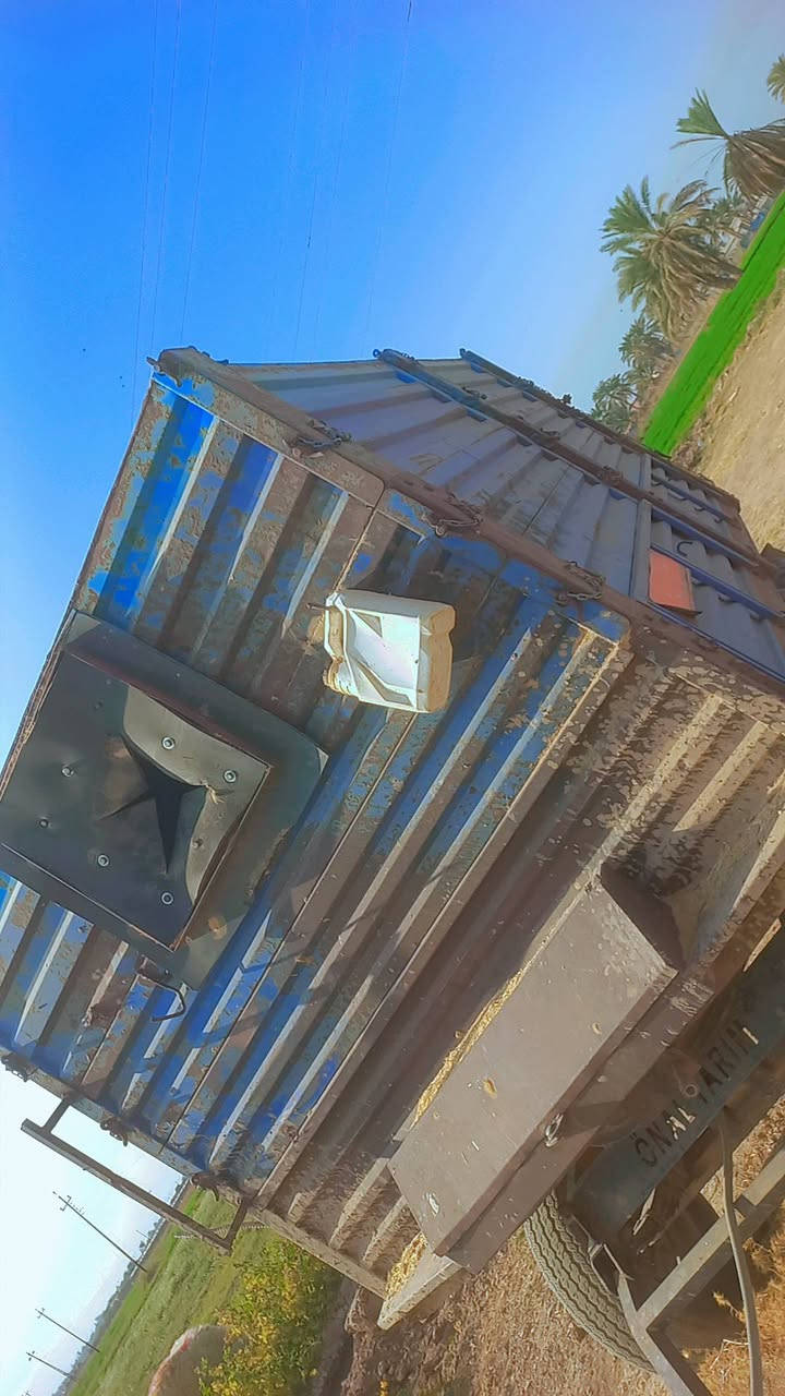 سلام عليكم ورحمة وبركاته اخوان  عربانه
للبيع  المكان سامراء ناحيت المعتصم 
السعر ٣٨ ورقه وبي مجال تيد تفاصيل خابرني بس لا تكسر بحلال الناس 
***********
***********
