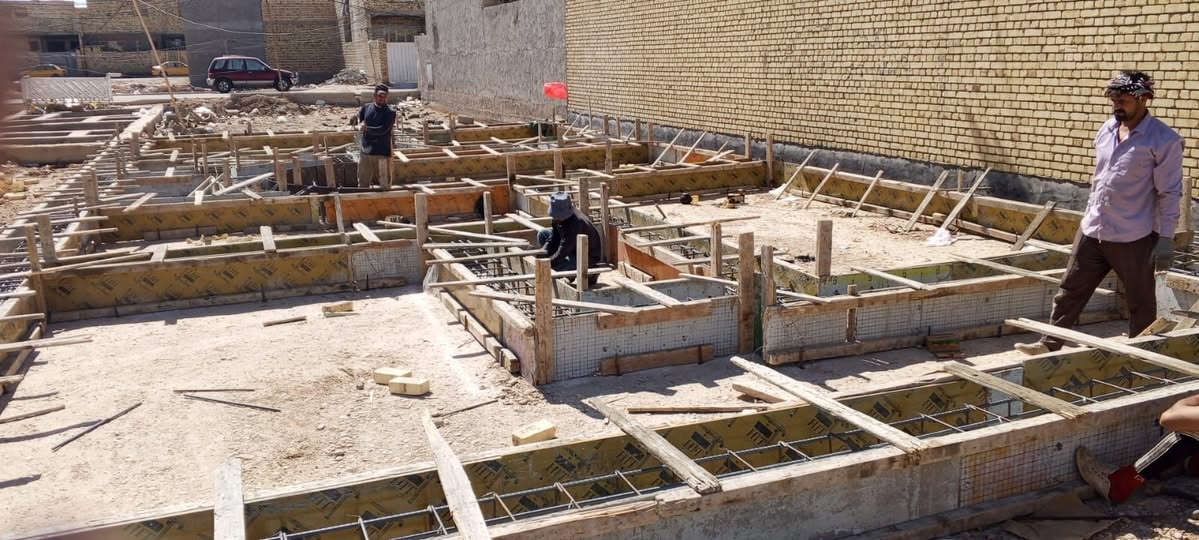 نجار قالب متفرغ حاليآ شغل نضيف درجه اولى اسعار مناسبه عملي ميسان ***********
